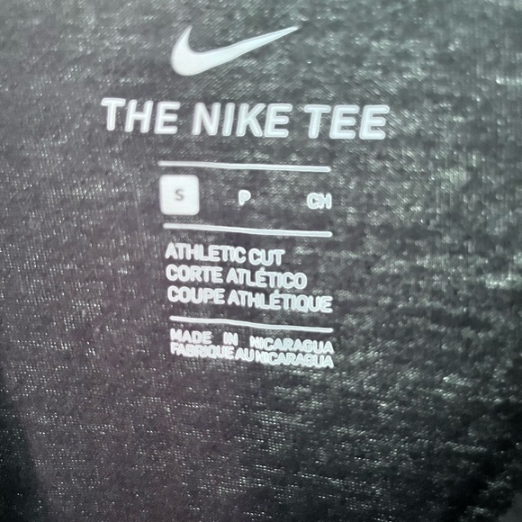 3/$10 Golden State Warriors 2018 NBA Champion Shirt - Picture 4 of 6